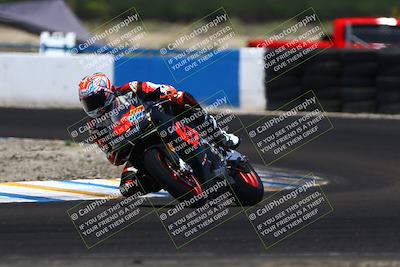 media/Jun-07-2025-TrackDaz (Sat) [[4413525952]]/A Group/1pm (Turn 1)/